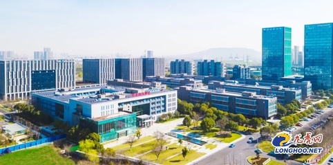 全國首個(gè)高校區(qū)域技術(shù)轉(zhuǎn)移轉(zhuǎn)化中心信息通信分中心落戶南京江寧，引領(lǐng)信息技術(shù)創(chuàng)新與產(chǎn)業(yè)融合